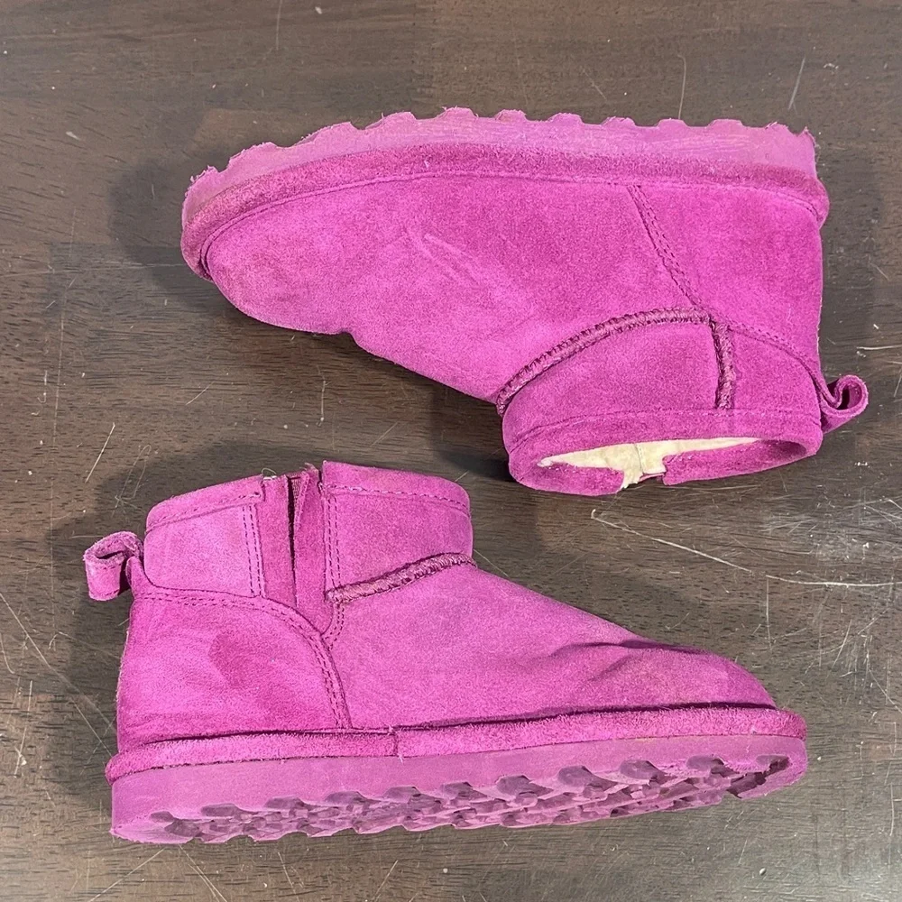 Bear paw Purple Suede Ankle Boots  youth size 1